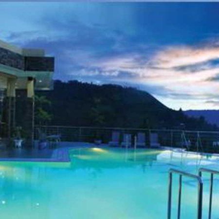 פראפאט Danau Toba International Cottage מראה חיצוני תמונה
