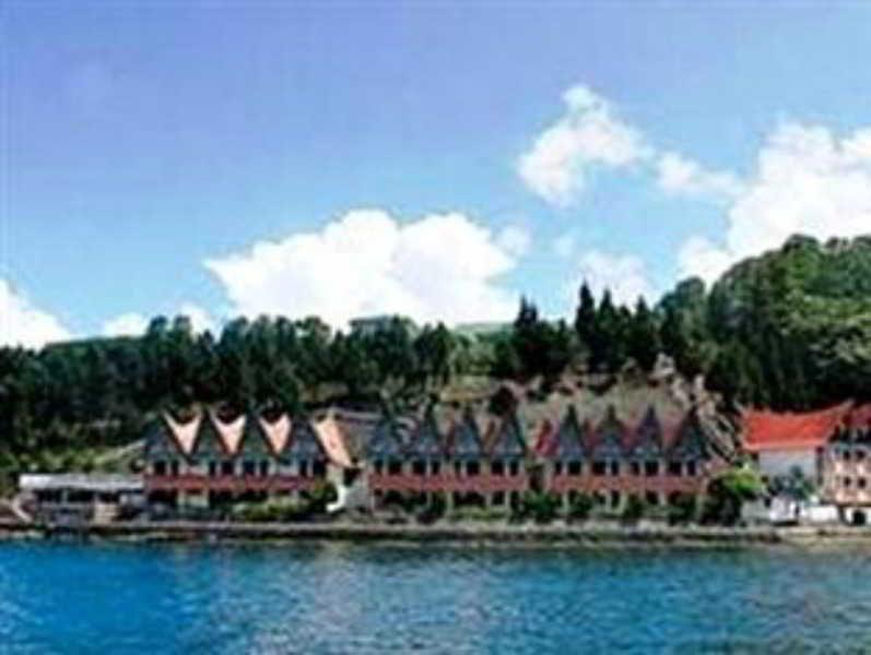 פראפאט Danau Toba International Cottage מראה חיצוני תמונה